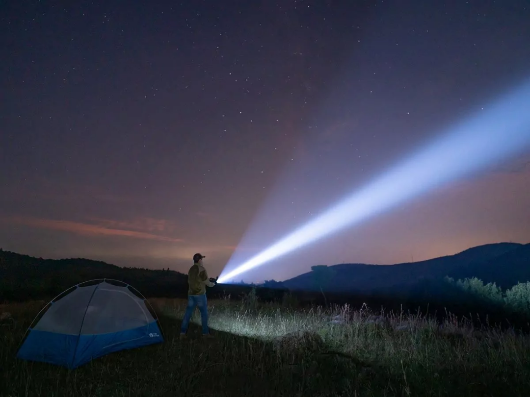 Olight Warrior X 4 Rechargeable LED Flashlight – 2600 Lumens – Includes 1 x 21700 – Matte Black - Image 13